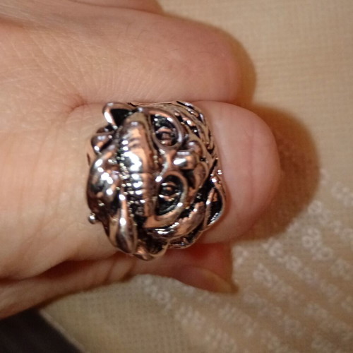 Massive ring Puss in Boots new, silver plated