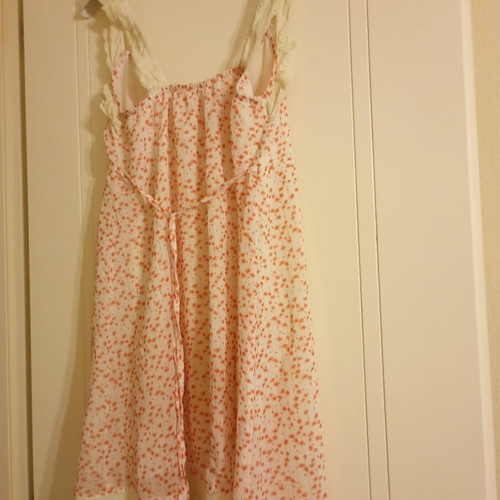 Regalinas short dress floral with lace like new