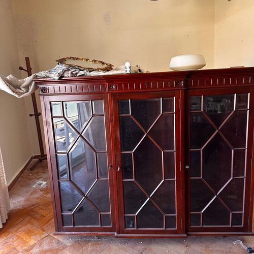 Wooden Vintage Dining Room Showcase like new