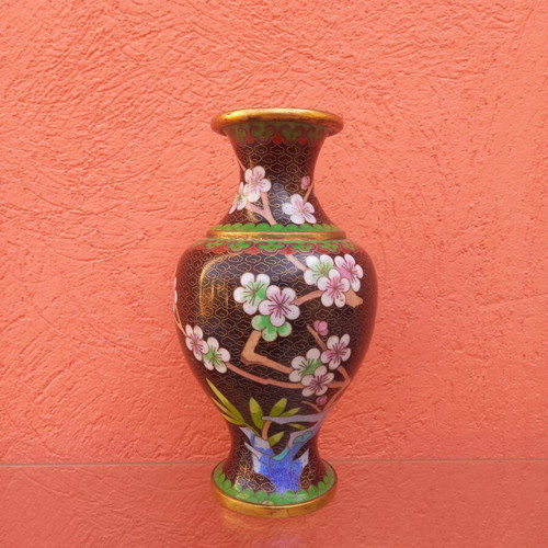Cloisonné vase