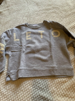 Zara sweatshirt for 9 years old 134cm like new, grey