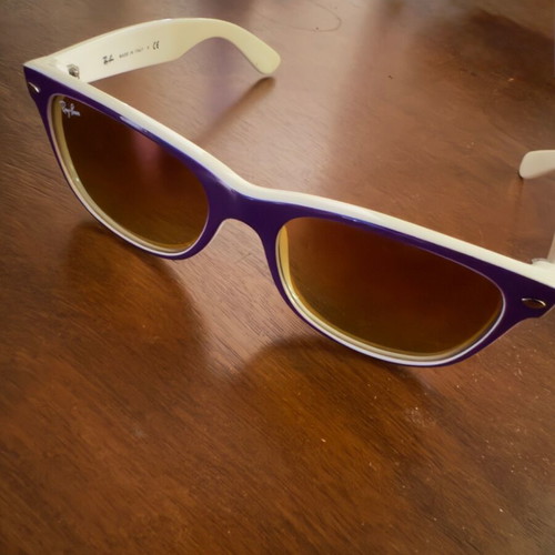 Ray-Ban 2132/790/70 like new