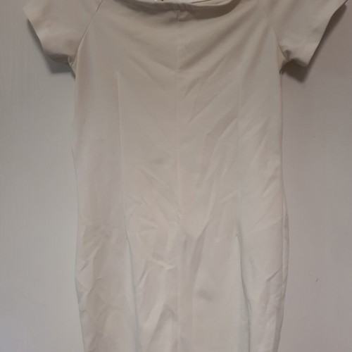 White dress like new with short sleeves and front pleat