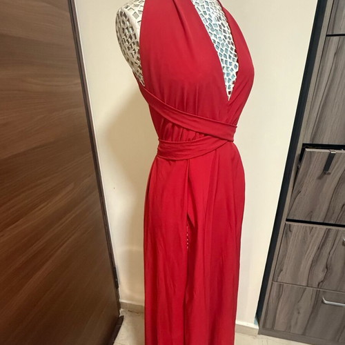 Multifunctional red dress like new, maxi with jersey fabric