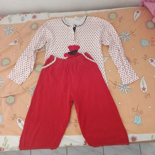Pajama set for kids, like new, white and red