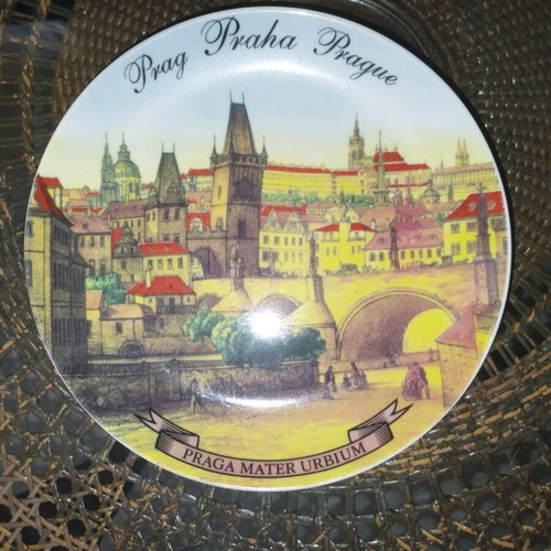Decorative plate from Prague 19cm like new
