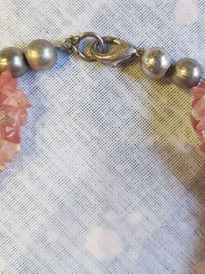 Vintage necklace with pink quartz like new, layered design