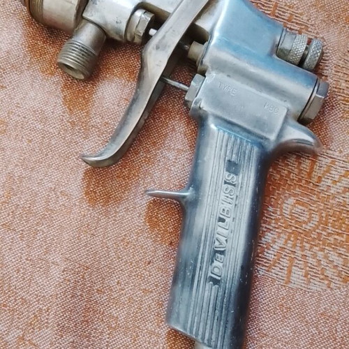 DeVilbiss paint gun used, for spare parts only