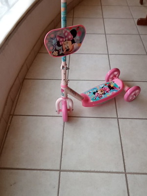 Scooter junior AS with Minnie new