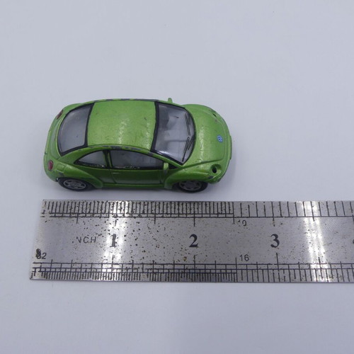 Kinsmart Volkswagen New Beetle used 1:64 green pull back toy car