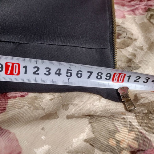 Lynne asymmetrical super sexy top like new, black, size XL