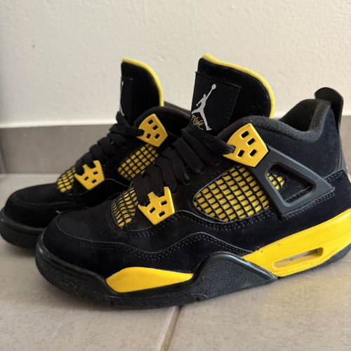 Air Jordan 4 Lighting sneakers size 36