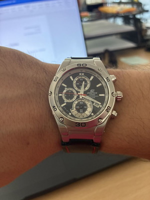 Casio Edifice EF-517 watch used, black and white