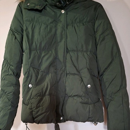Bershka green jacket with fur hood like new