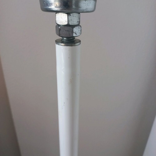 Door pull-up bar used with adjustable opening 77-86cm