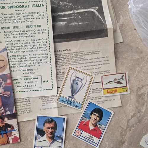 Yo-Yo stickers and various collectibles used