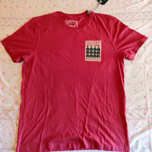 Hey Teacher Artist T-Shirt new, size M, light red