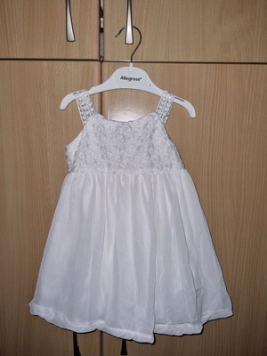 Dress for girl 1 year new, unworn