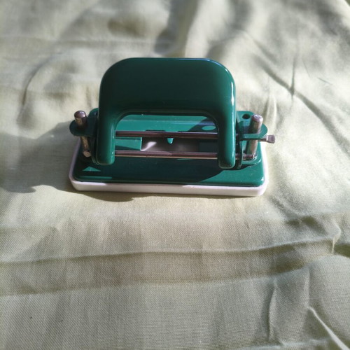 Vintage green hole puncher, medium duty