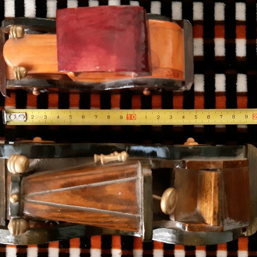 Wooden car used, vintage, 15 cm