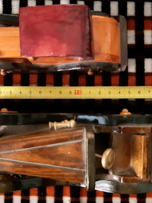 Wooden car used, vintage, 15 cm