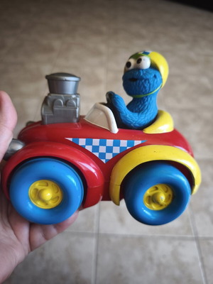 Sesame Street αυτοκίνητο με Cookie Monster με κουμπί μεταχειρισμένο, συλλεκτικό παιχνίδι