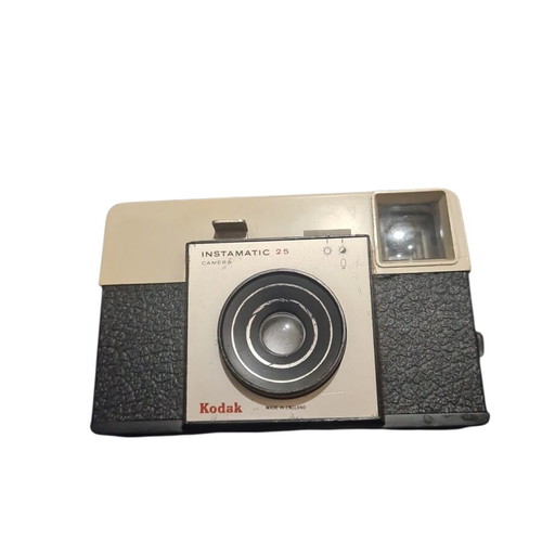 Kodak Instamatic 25 film camera used