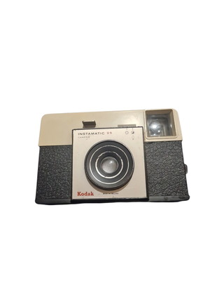Kodak Instamatic 25 film camera used