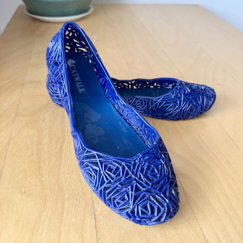 Catwalk Y2K Royal Blue Plastic Ballet Flats size 38 like new