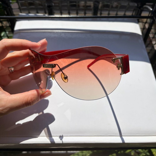 Gianfranco Ferré Sunglasses like new, pink Y2K