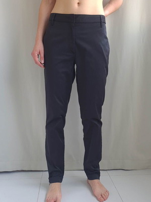 Rabens Saloner women's designer pants size L like new, black