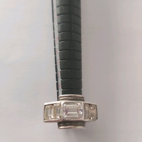 Women's silver ring used