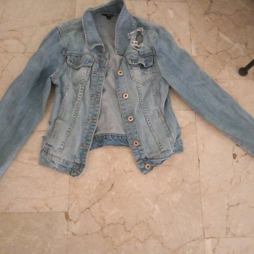 Denim jacket used with rips Tailyweil, size XS