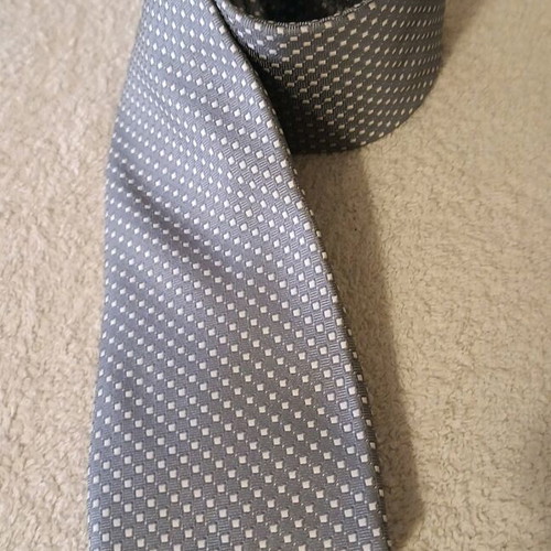 Chaps men's tie new, gray with beige check, 100% polyester