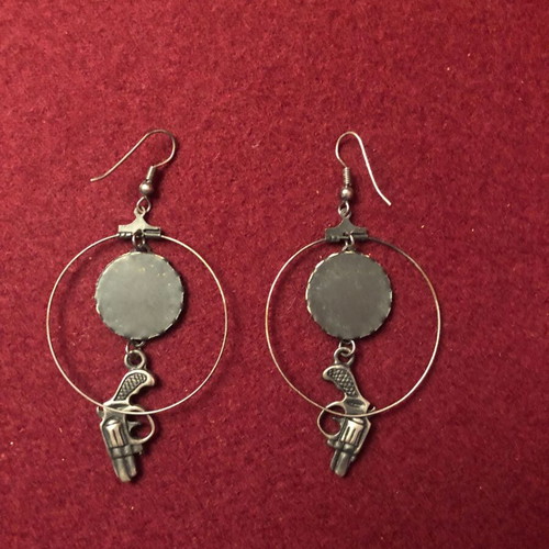 B612 handmade Frida Kahlo earrings used, multicolored