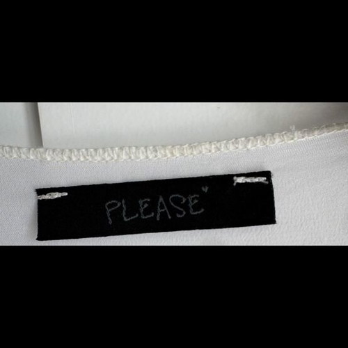 Please cardigan with asymmetries size S like new, white