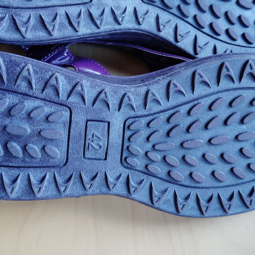 Walkmaxx women's purple sandals like new, size 42