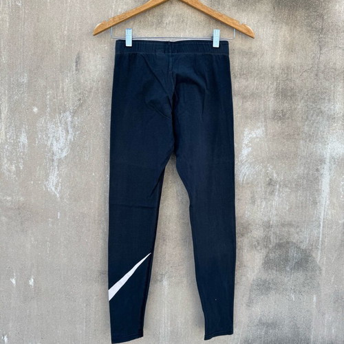Nike legging used, size S-M, black and white
