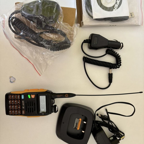 Baofeng GT-3 VHF UHF Two-Way Radio like new with accessories