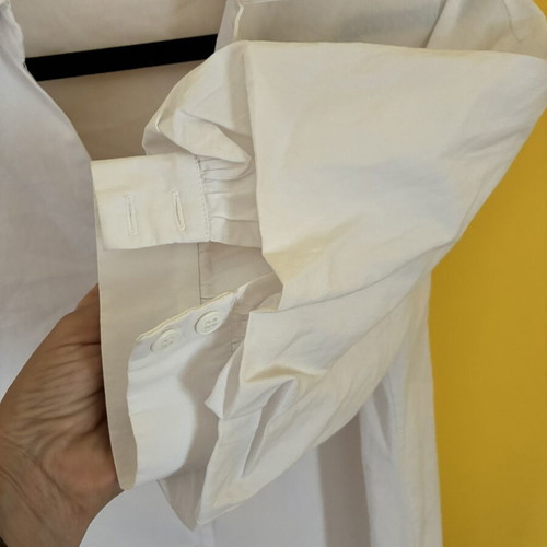Moutaki Crisp White Cotton Blend Boxy Shirt with Puffy Sleeves like new