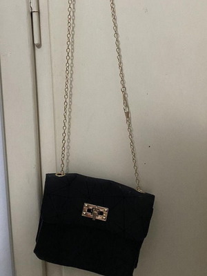 Small black shoulder bag with gold chain new from SHEIN