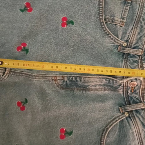 Clockhouse high-waist jeans used with embroidered cherries, size 42 (XL)