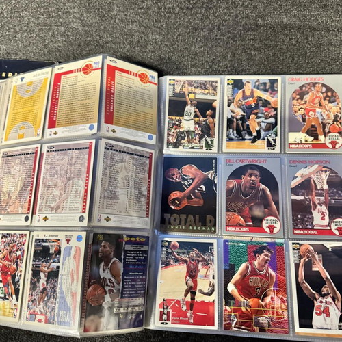 Upper Deck albums used, pack of 2 with 477 NBA Fleer cards