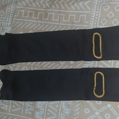 Force1 gloves and Leone shin guards for kickboxing like new