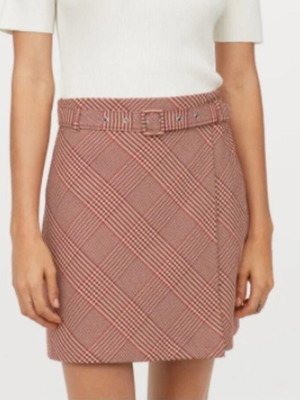 Mini plaid skirt H&M like new with belt, size 38