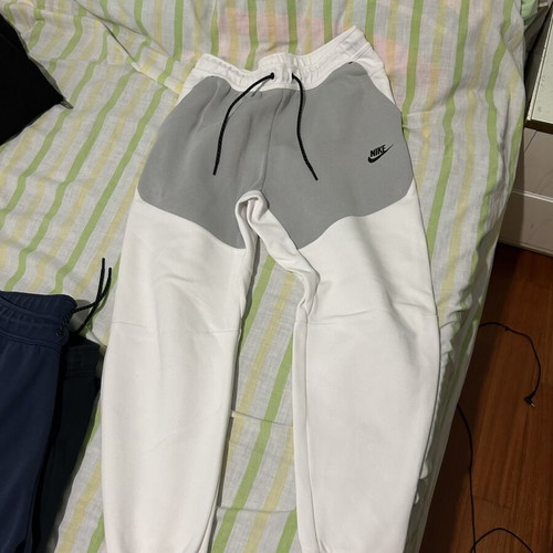 Nike Tech Fleece men's pants, white and grey, size M