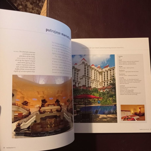 Malaysia Chic guidebook used, English
