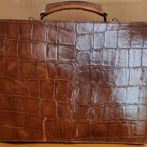 Leather Briefcase 3 Compartments used, brown