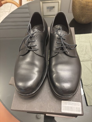Bottega Veneta Derby shoes like new, size 42, black