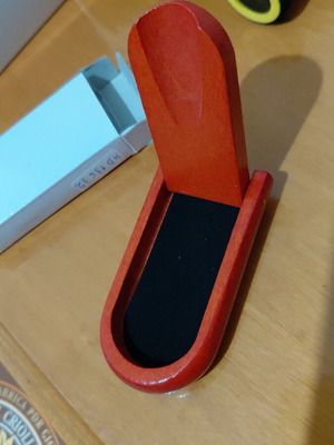 Pipe tobacco stand new